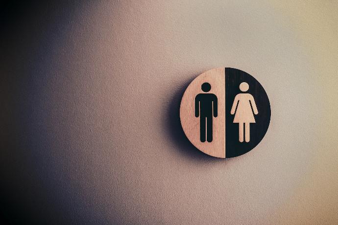 indication toilettes hommes et femmes